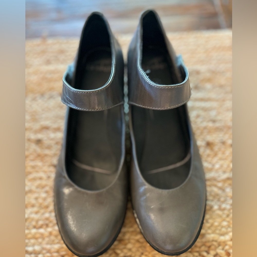 Dansko Bess Mary Jane Gray Leather Heeled Eu Size 42, US 11.5-12